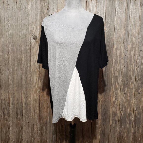 Sarin Mathews XXL 2X Tunic Top Blouse Color Block Black White Gray Short Sleeve - Picture 1 of 6